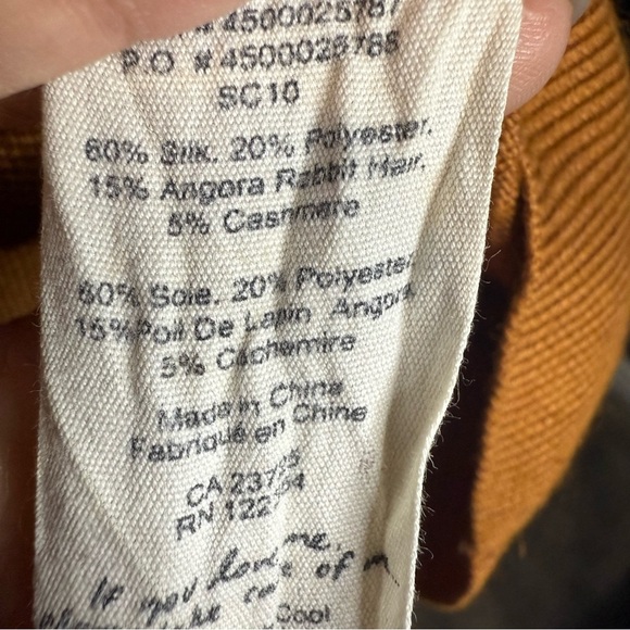 Wilfred Silk Cashemere Blend Tan Crew Neck Sweater - Picture 3 of 8